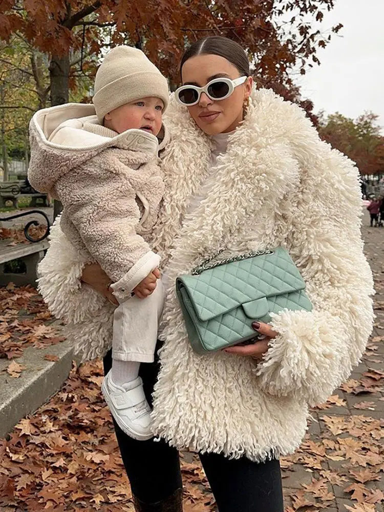 Women Fashion Warm Faux Fur Coat 2023 Winter Turn-down Collar Long