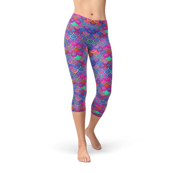 Womens Purple Pink Mermaid Capri LeggingsThese premium women's capri leggings offers the perfect combination of performance and comfort.✅ PRECISION CUT, SEWN, and PRINTED in USA/Mexico. We strive for qualitLeggingsEXPRESS WOMEN'S FASHIONMaroon SootyWomens Purple Pink Mermaid Capri Leggings